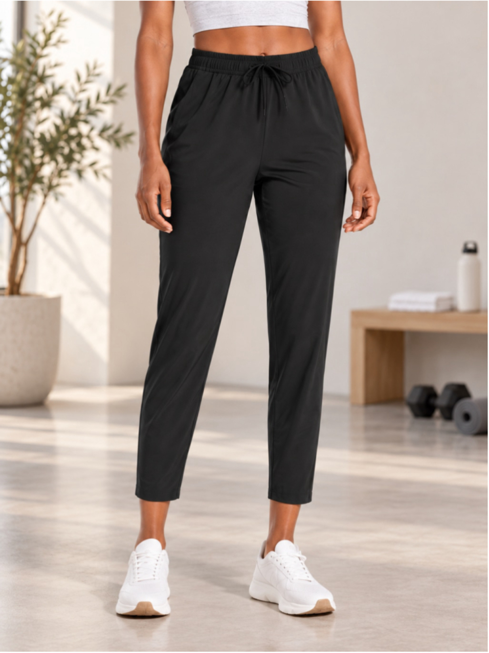 All in Motion Black High-Rise Athletic Taper Pants – Size Small